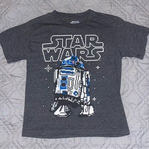 NWOT Youth S small Star Wars R2D2 t-shirt